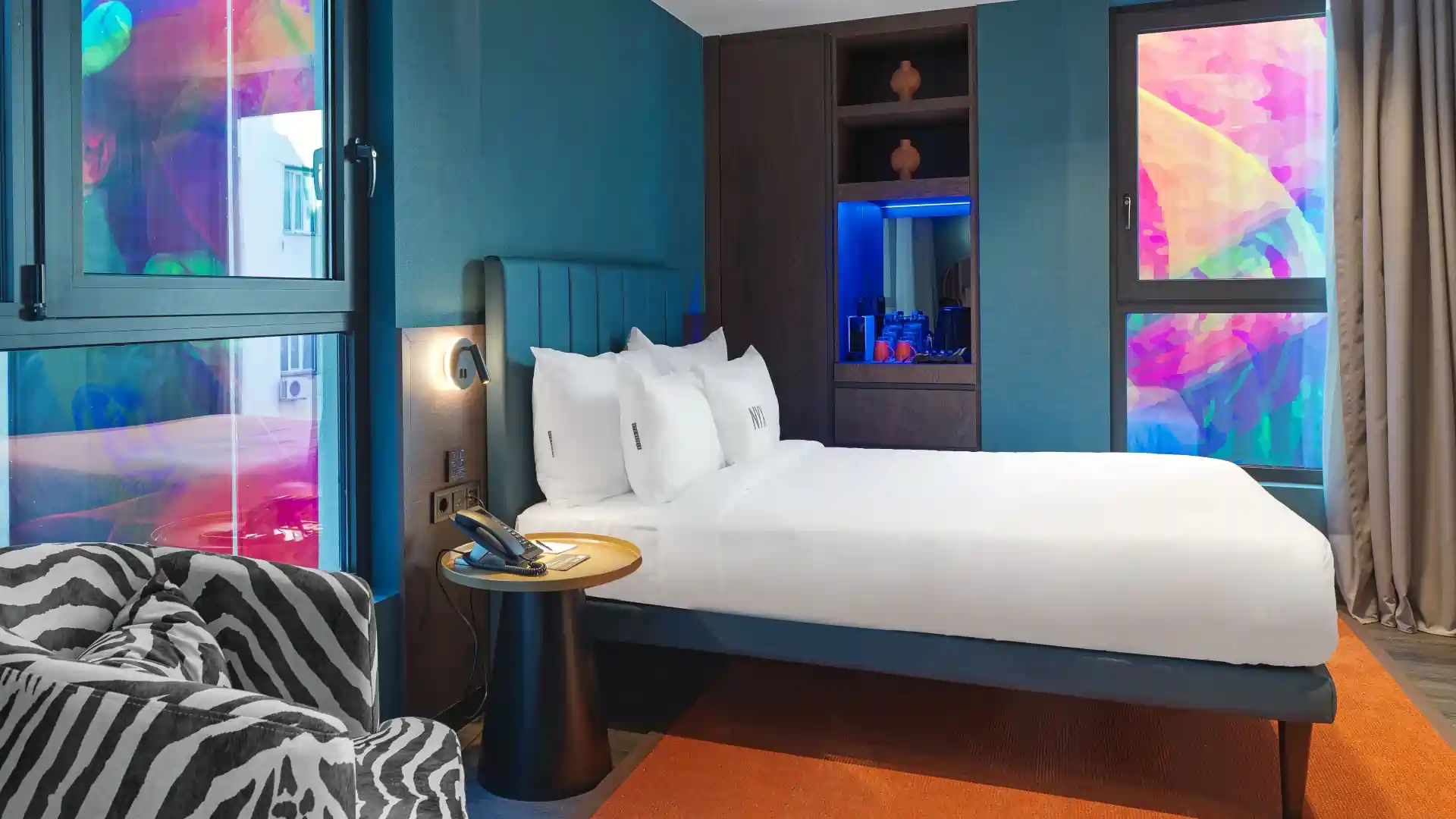 Μονόκλινο Δωμάτιο «Design Star»