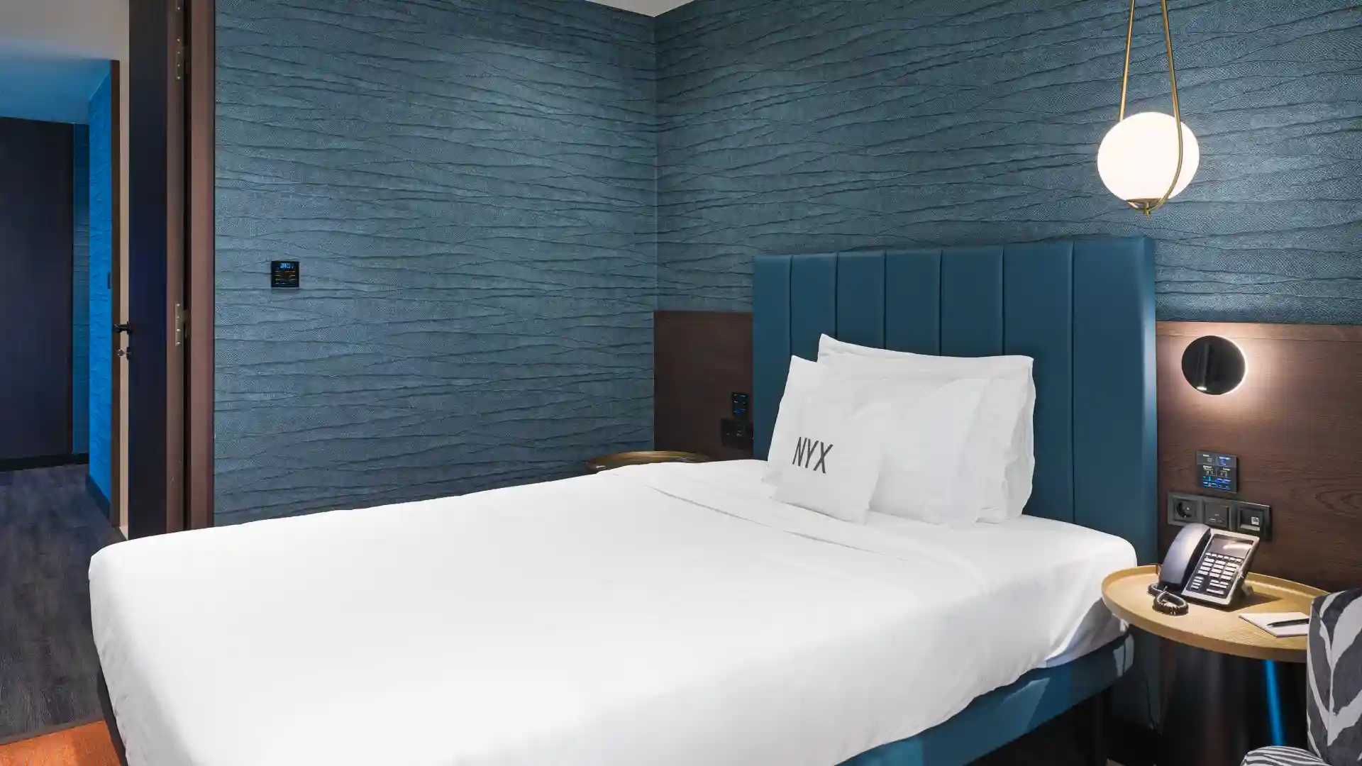 NYX Hotels - photoThumb_6